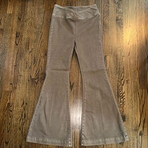 Free people women’s brown jeans flare leg